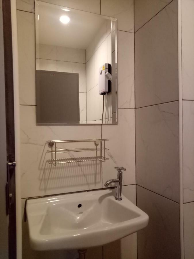 R9 Bangkok Ξενοδοχείο Εξωτερικό φωτογραφία